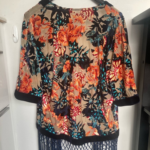 Velour Floral Print Kimono Small with Tassels - Picture 2 of 8